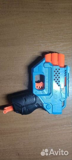 Бластер нерф 