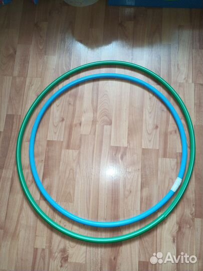 Булавы, скакалка, обручи, наколенники