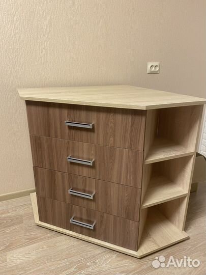 Угловой комод