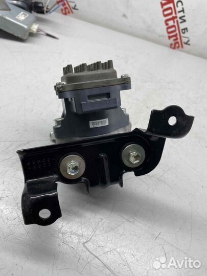 Насос масляный Lexus RX200t/RX300/RX350/RX350L/RX4