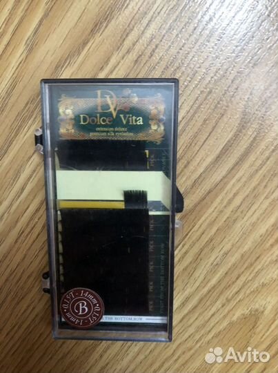 Материалы и инструменты для наращивания ресниц