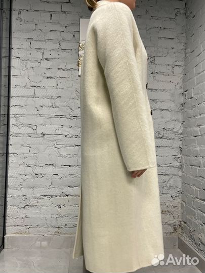 Пальто шерстяное белое