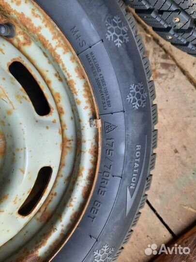 Новая Зимняя резина с дисками на ваз r13