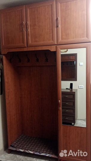 Шкаф прихожая