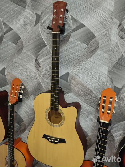Продам акустическую гитару Fante