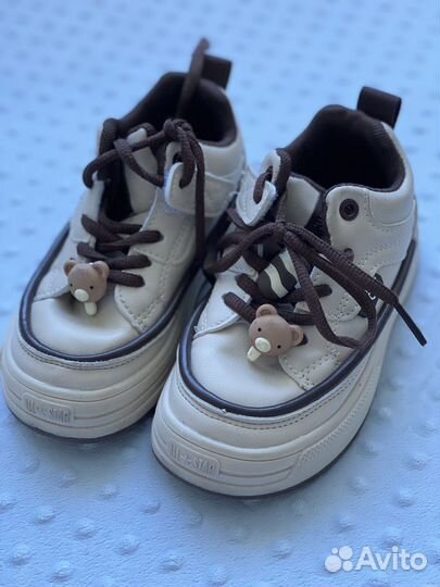 Осенние ботинки на мальчика/девочку новые 4 года