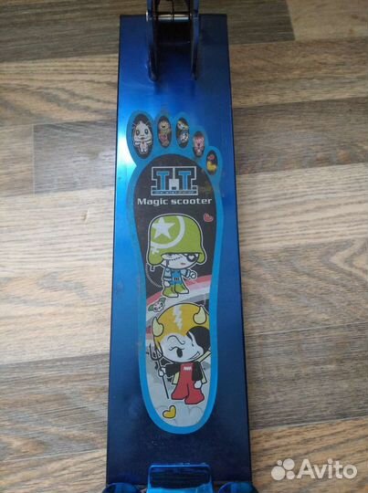 Самокат трехколесный