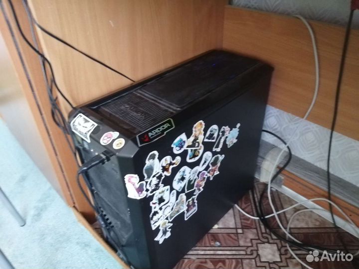Комп средне игровой