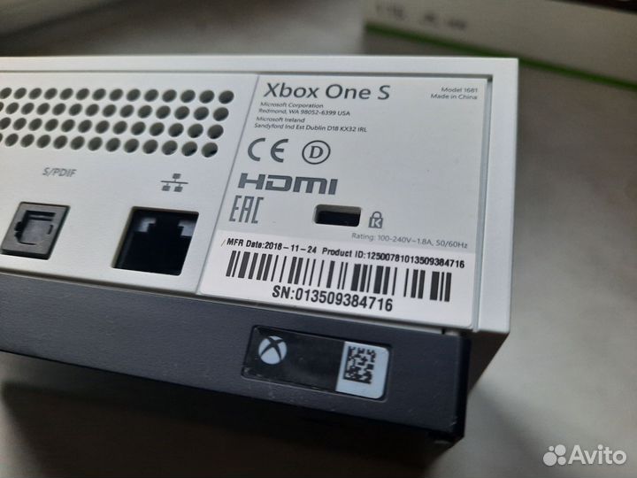 Игровая приставка Xbox One S 1TB