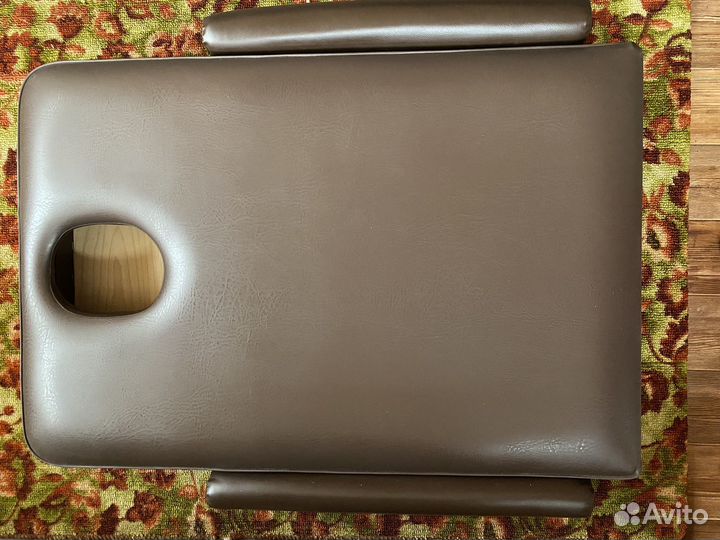 Массажный стол