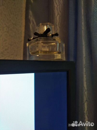 2 пустых флакона Flora Gucci