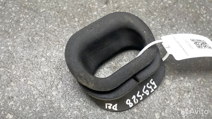 1443259 Уплотнение боковой панели scania скания