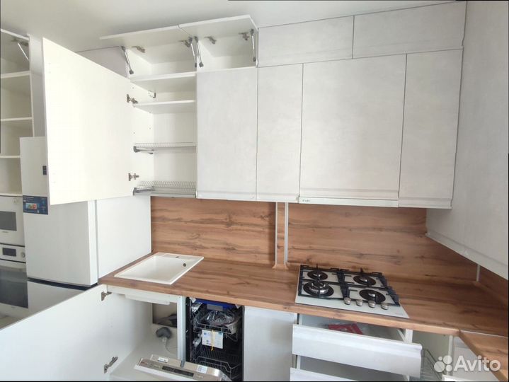 Кухня белая модульная новая