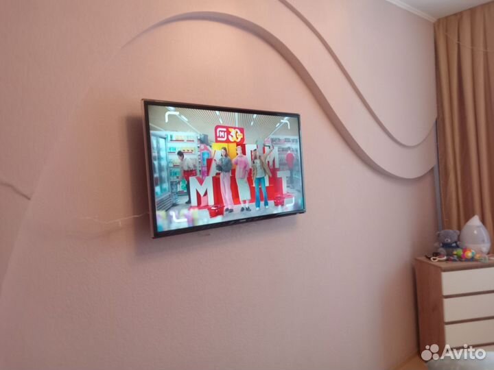 Телевизор samsung