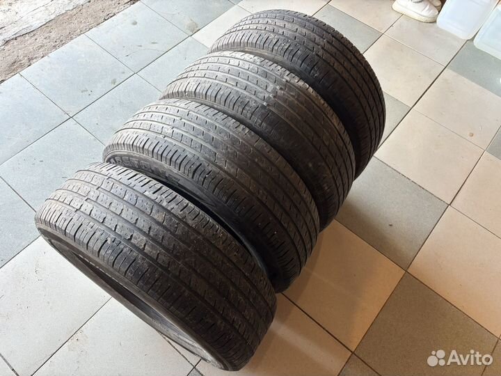 Roadstone N'Fera RU5 235/65 R17