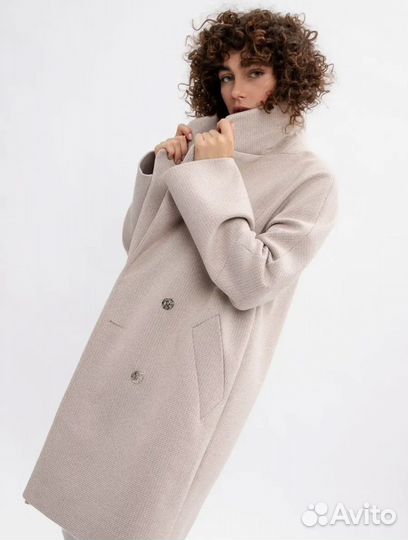 Пальто новое