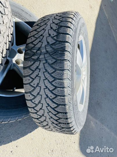 Колеса 5 114 3 r17 зимние шипованные