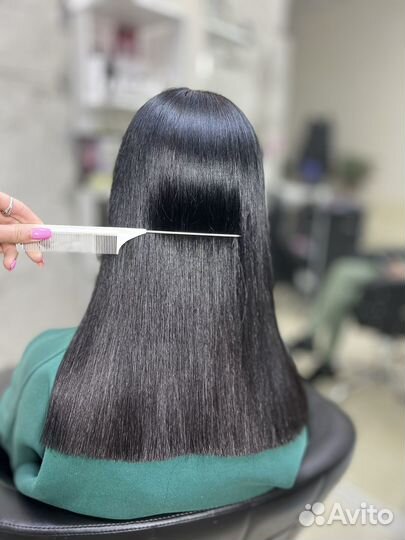 Кератиновое выпрямление волос