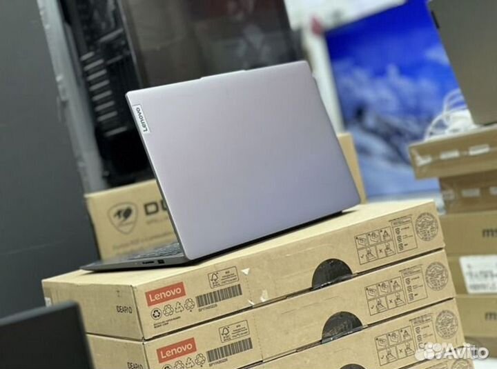 Новый ноут IPS 8 ядер 8G DDR5 SSD256g