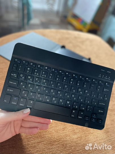Клавиатура беспроводная новая