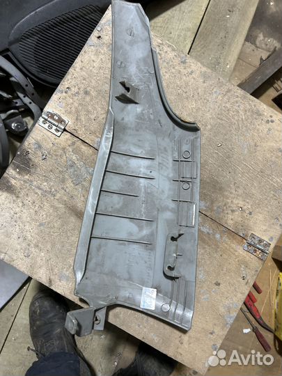 Угловая панель кабины HD78, HD65