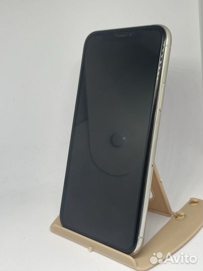 iPhone 11 Pro, 64 ГБ