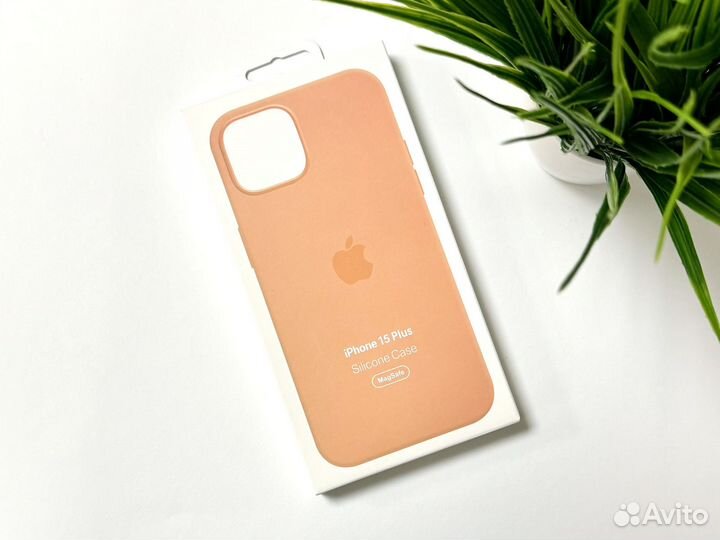 Чехол на iPhone 15 Plus Silicone Case