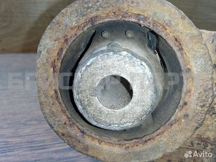 Рычаг пер нижний прав Фольксваген Транспортер Т5