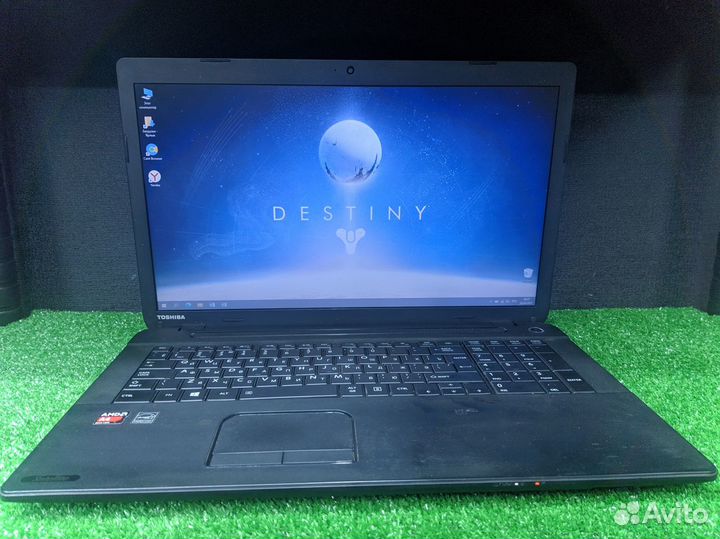 Ноутбук с большим экраном Toshiba Satellite C70D