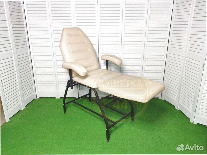 Косметологическое кресло