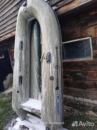 Лодка с мотором