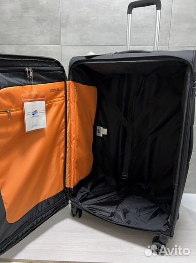 Чемодан american tourister