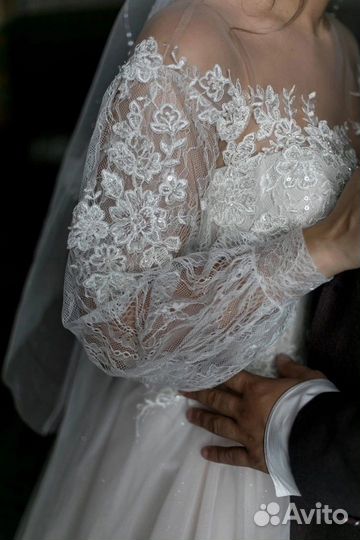 Свадебное платье