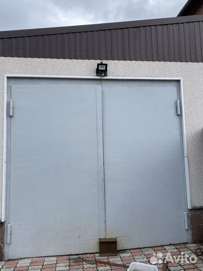 Ворота гаражные металлические бу