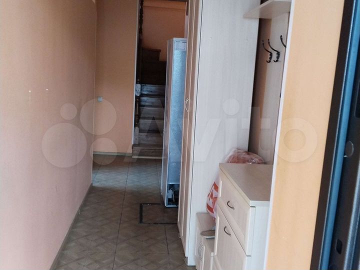 Комната 10 м² в 2-к., 1/2 эт.