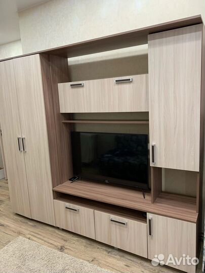 Стенка в гостиную