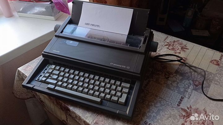 Электронная пишущая машинка Olivetti