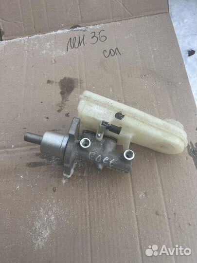 Главный тормозной цилиндр Mitsubishi Colt