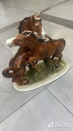 Немецкий фарфор бегущие кони