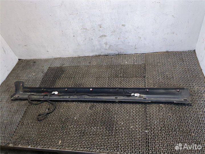 Накладка на порог Subaru Tribeca (B9), 2009