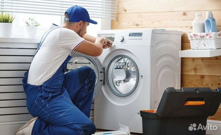 Стажер — помощник мастера по ремонту техники