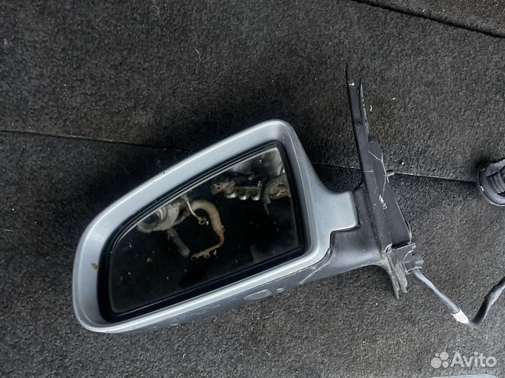 Зеркало Левое Audi A6 C6 водительское