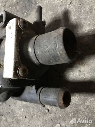 Корпус термостата Ford Focus 1 DBW 1998-2005