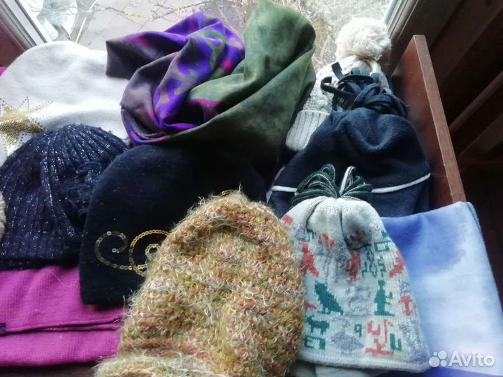 Берет женский шерсть. Шапки пакетом