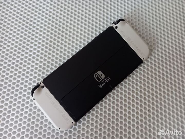 Nintendo switch oled прошитая + игры