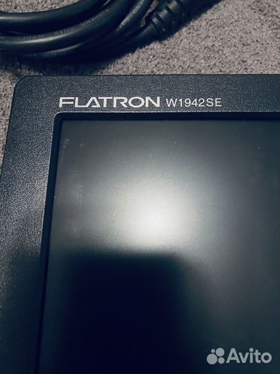 Монитор LG flatron e 1942