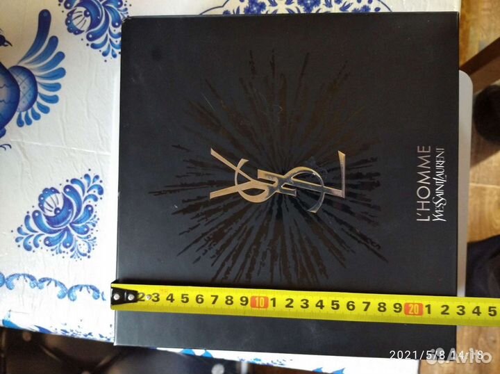 Коробка из под YSL