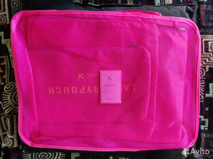 Две новые подушки и органайзеры для путешествий