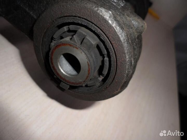 Кулак задний левый Mazda 6 (GJ) 2016