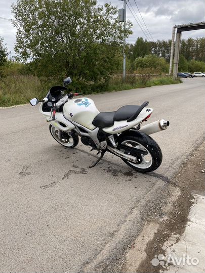 Suzuki SV650S